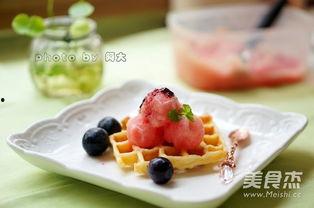 哈密瓜冰淇淋吃货视频,舌尖上的甜蜜诱惑，吃货视频带你一探究竟